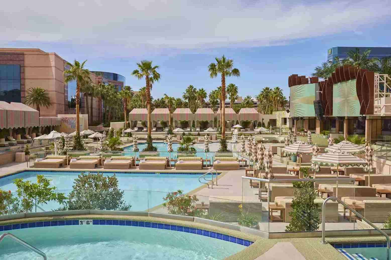 palm tree beach club las vegas